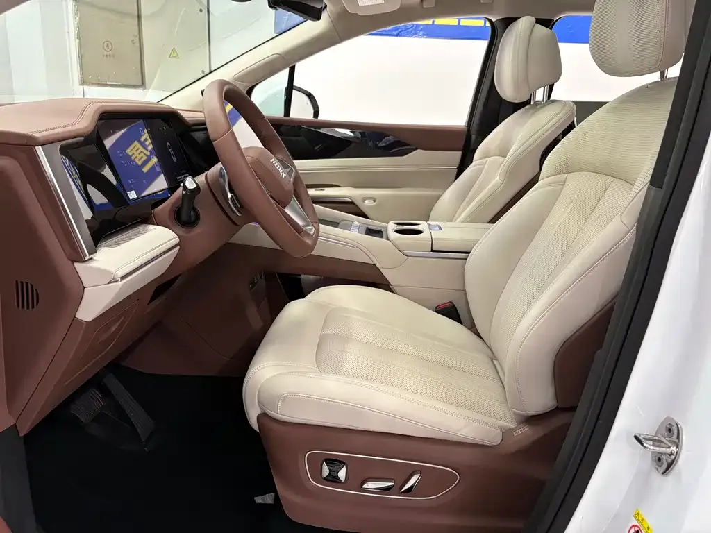 BYD Xia 2025 из CN, фото 10