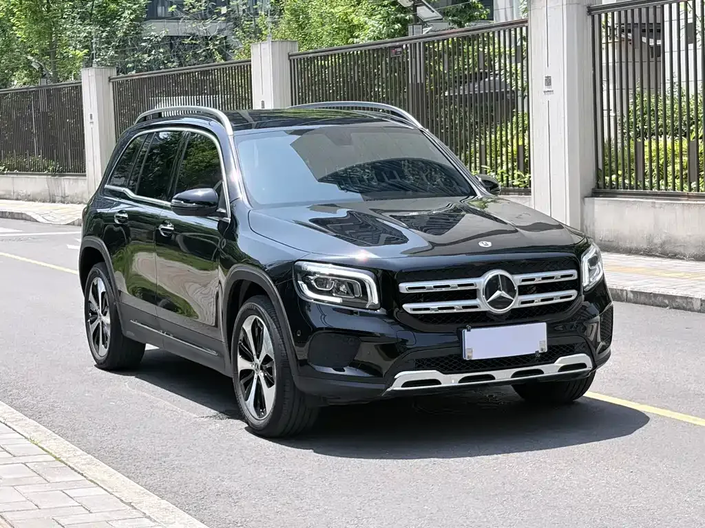 Mercedes-Benz GLB — фото 5