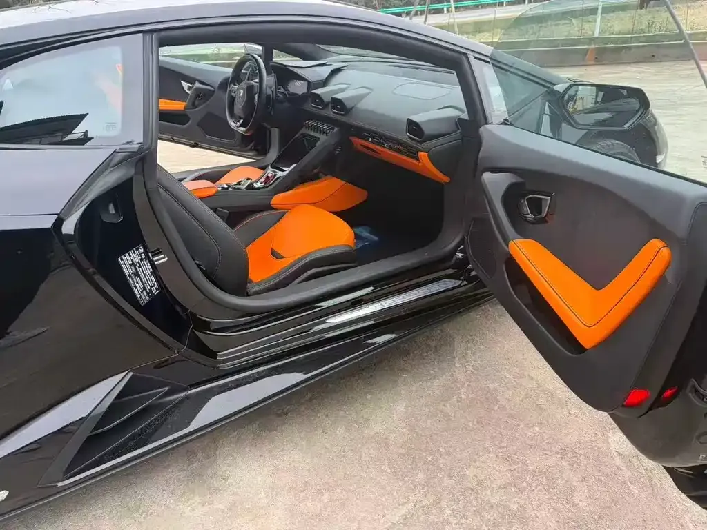 Lamborghini Huracan — фото 9