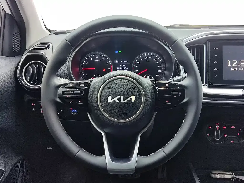 Kia KX1 2022 из CN, фото 8