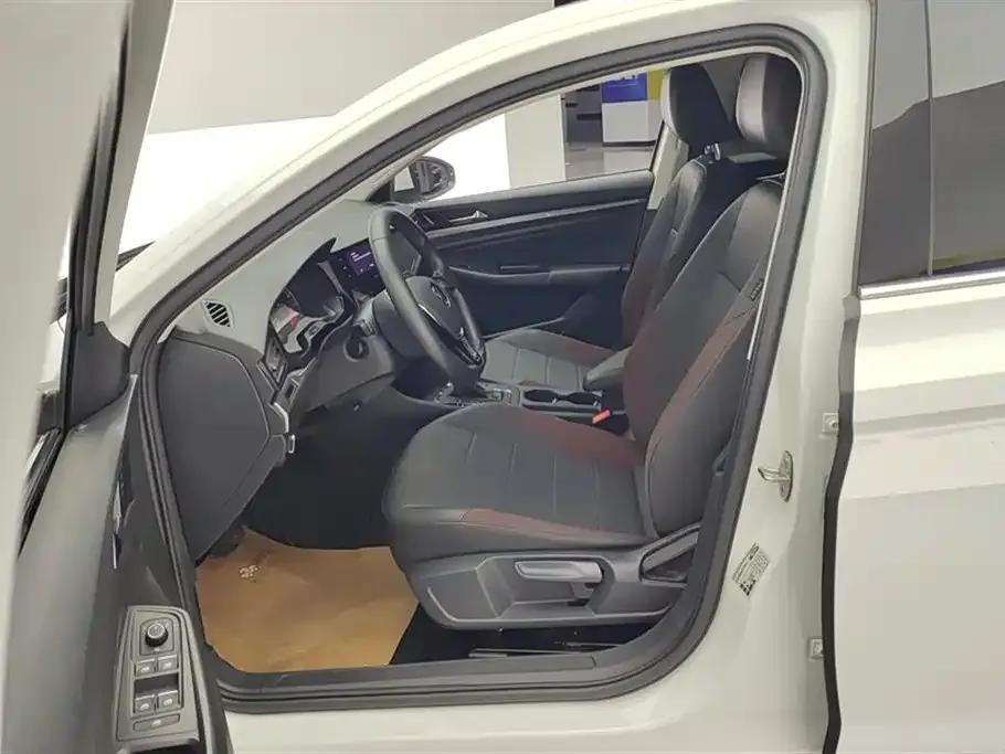 Volkswagen Bora 2022 из CN, фото 6