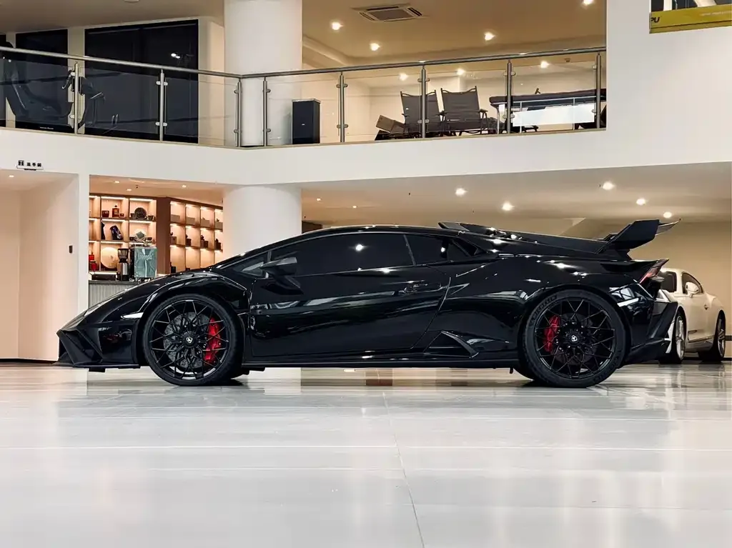 Lamborghini Huracan — фото 5