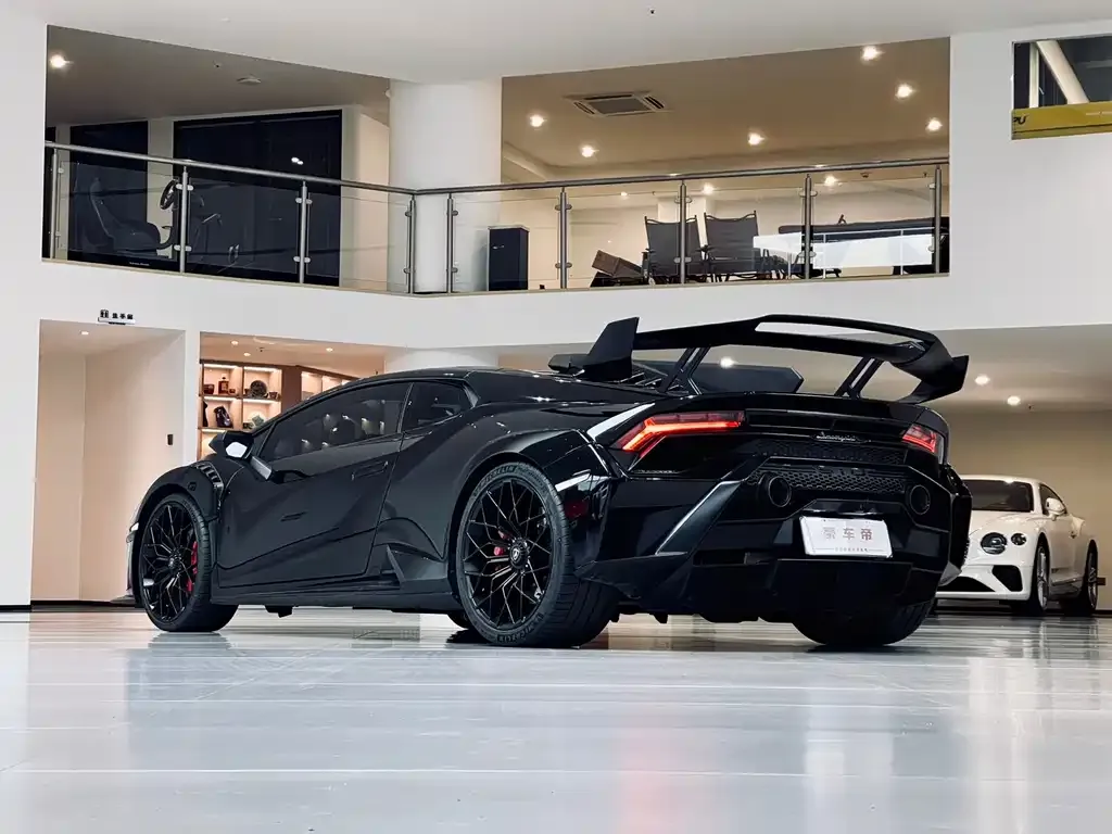 Lamborghini Huracan — фото 2