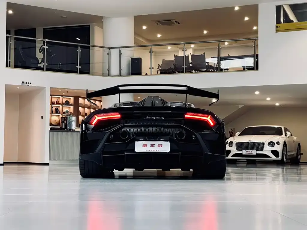 Lamborghini Huracan — фото 7