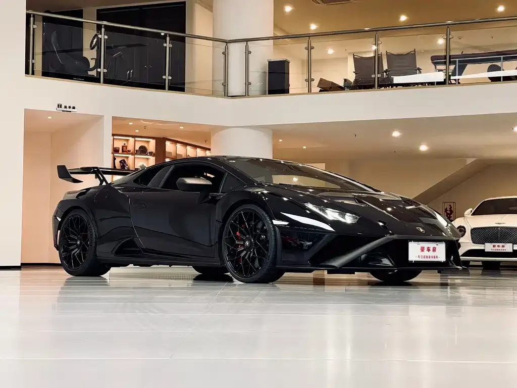 Lamborghini Huracan — фото 10