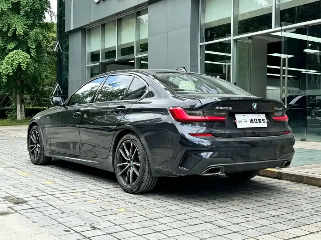 BMW 3 Series 2021 из CN, фото 4