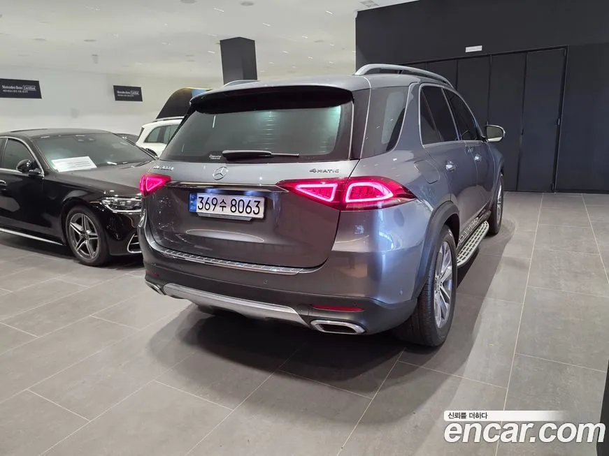 Mercedes-Benz GLE-Class — фото 10