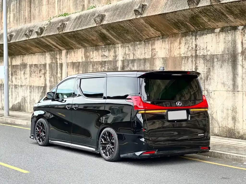 Lexus LM 2022 из CN, фото 3