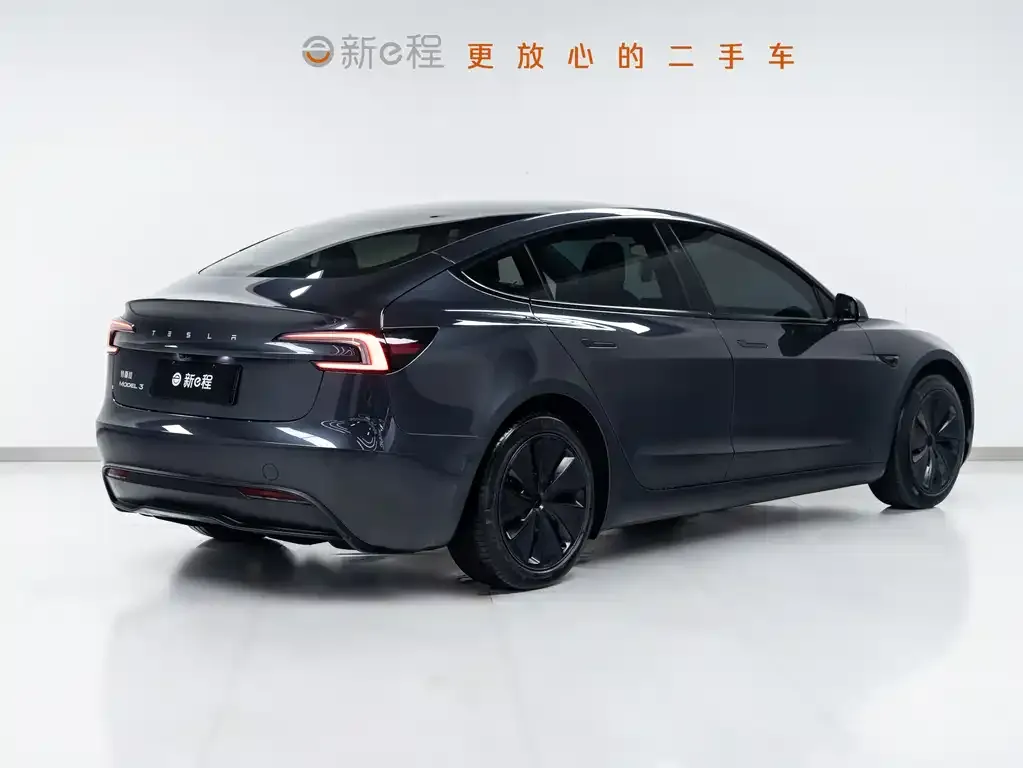Tesla Model 3 — фото 5