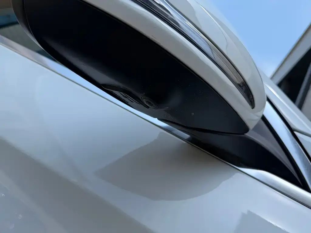 Mercedes-Benz GLC 2023 из CN, фото 2