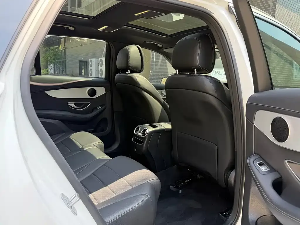 Mercedes-Benz GLC 2023 из CN, фото 4