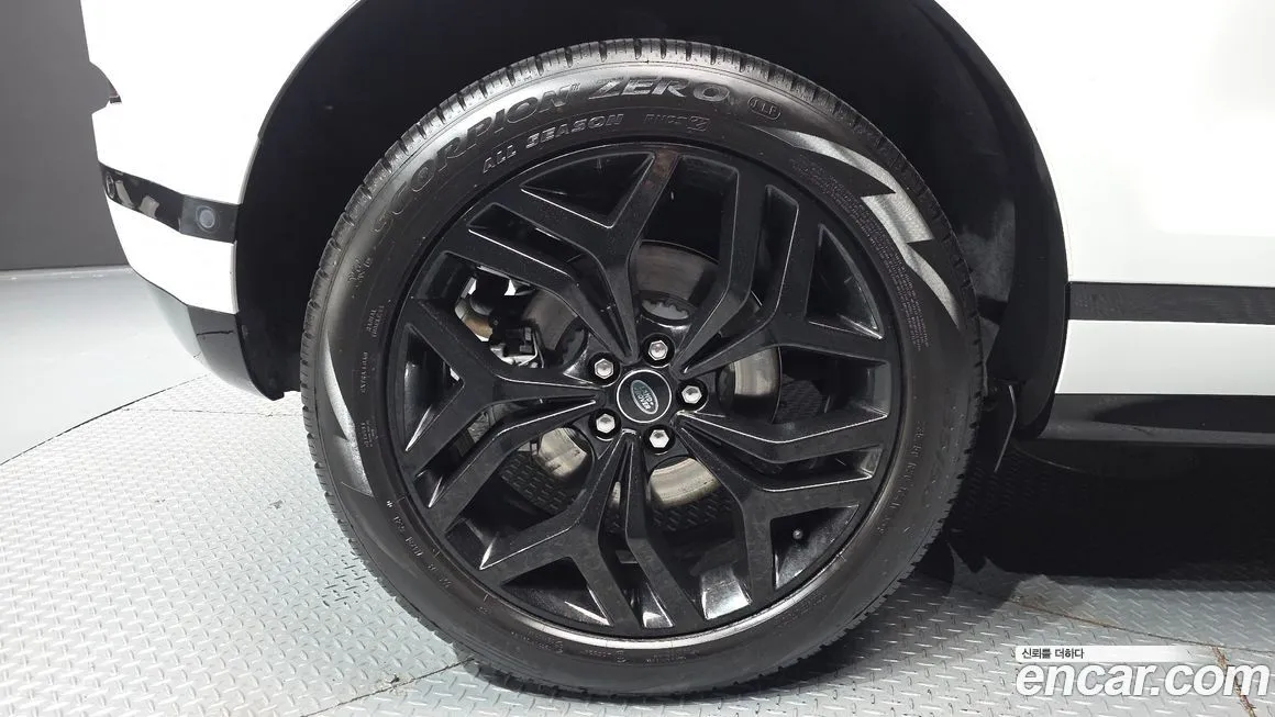 Land Rover Range Rover Evoque 2021 из KR, фото 8