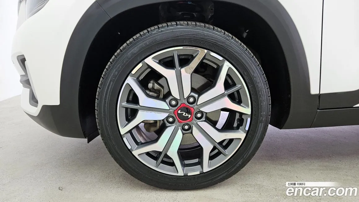 Kia Seltos — фото 6