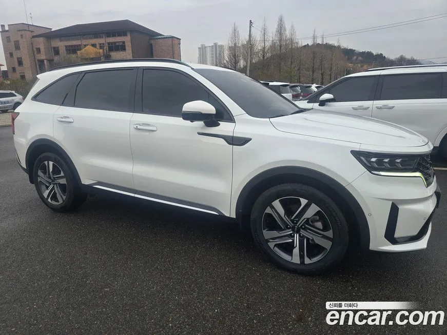 Kia Sorento — фото 10