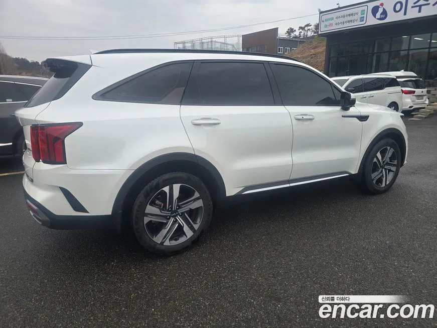 Kia Sorento — фото 4