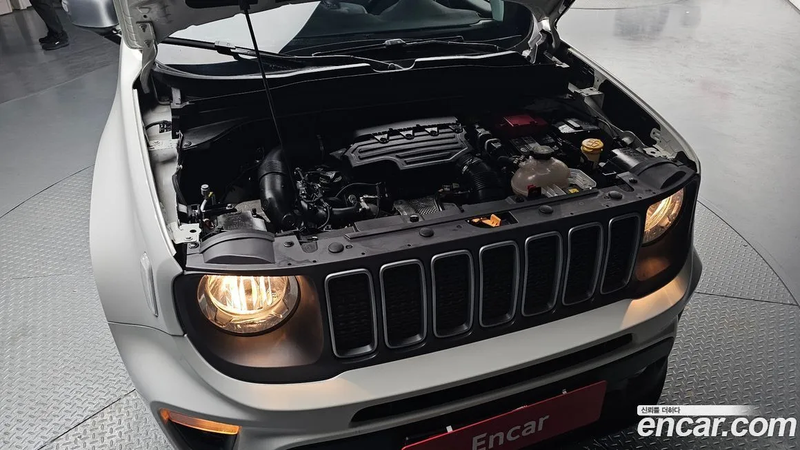 Jeep Renegade 2022 из KR, фото 2