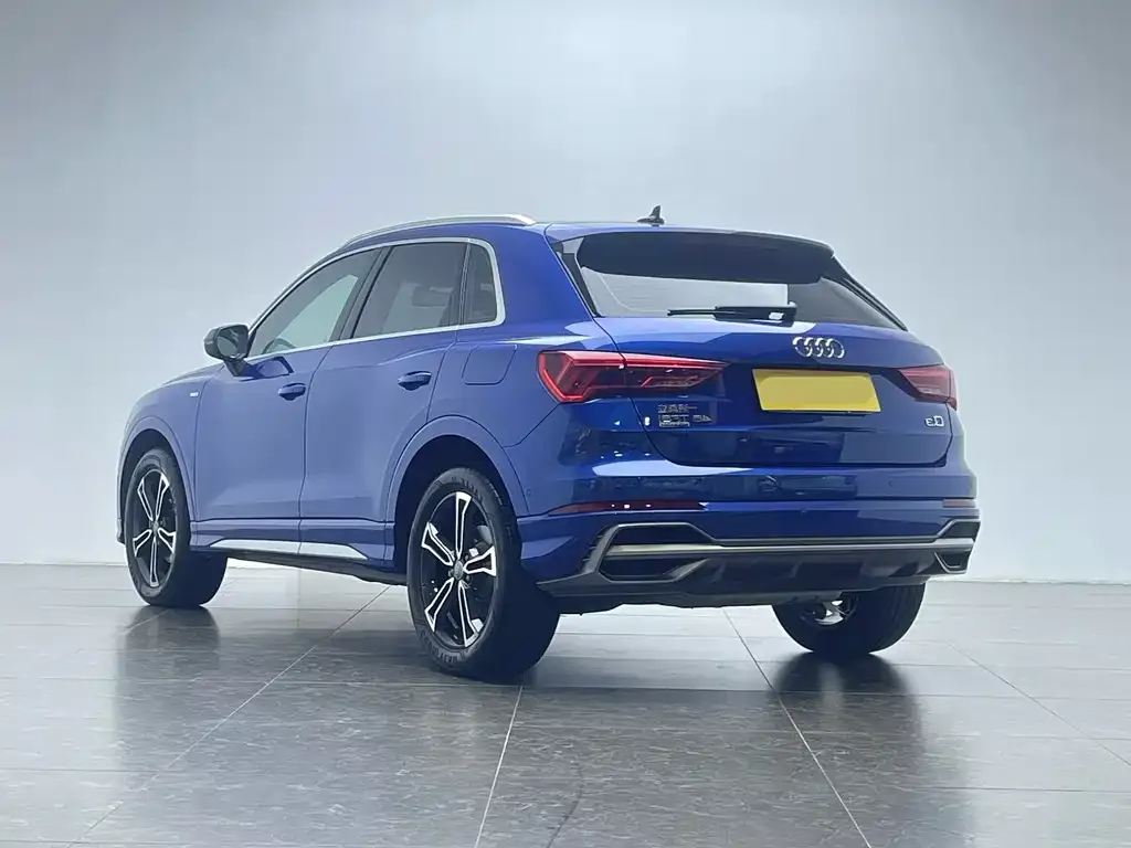 Audi Q3 2021 из CN, фото 7