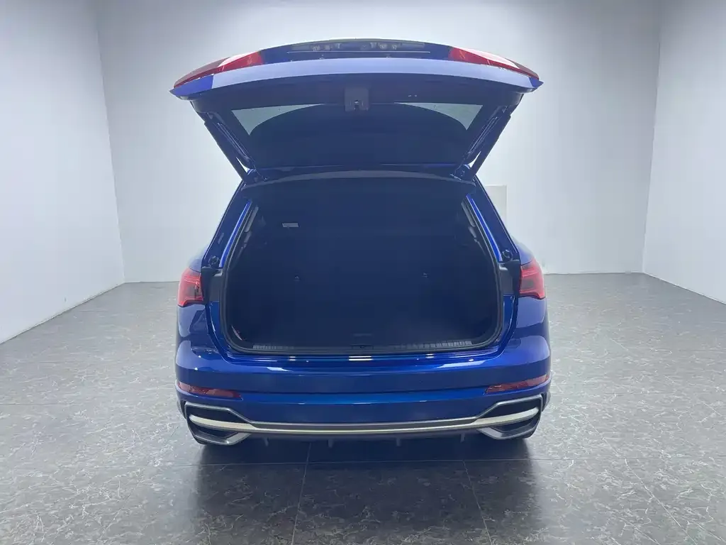 Audi Q3 2021 из CN, фото 3
