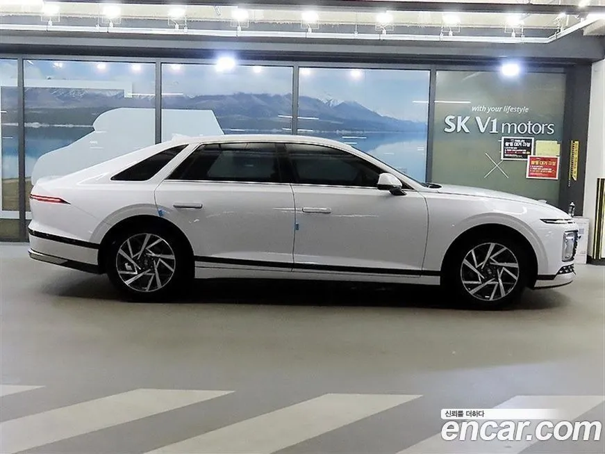 Hyundai Grandeur 2023 из KR, фото 4
