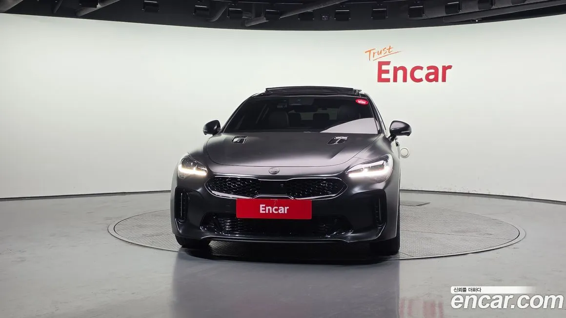 Kia Stinger 2021 из KR, фото 2