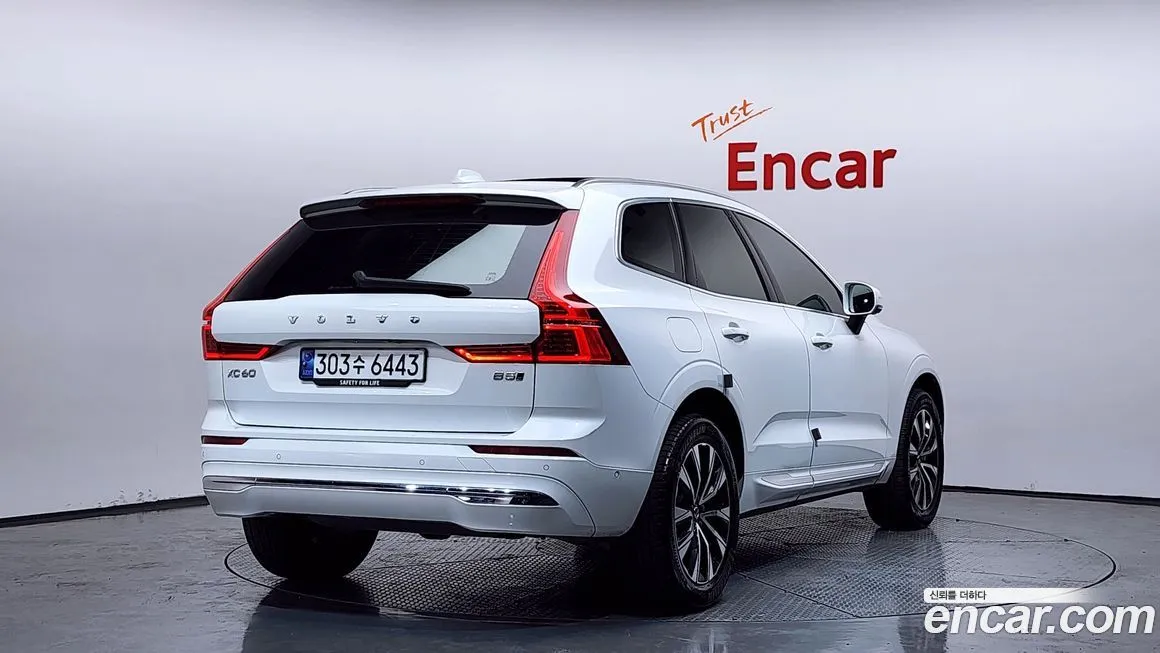 Volvo XC60 2024 из KR, фото 3