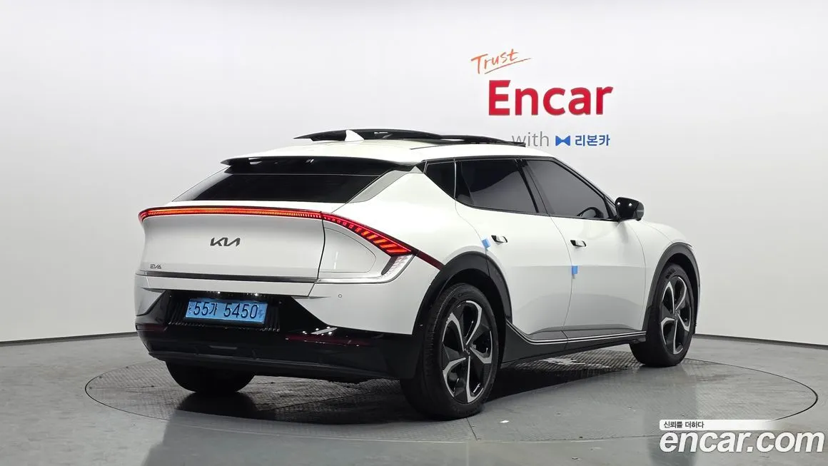 Kia EV6 — фото 6