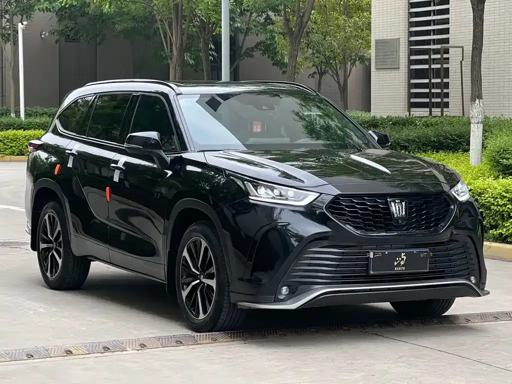 Toyota Crown Kluger 2024 из CN, фото 9