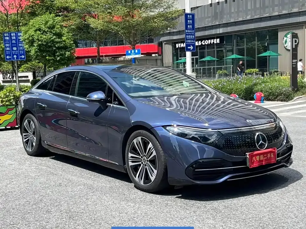 Mercedes-Benz EQS — фото 10