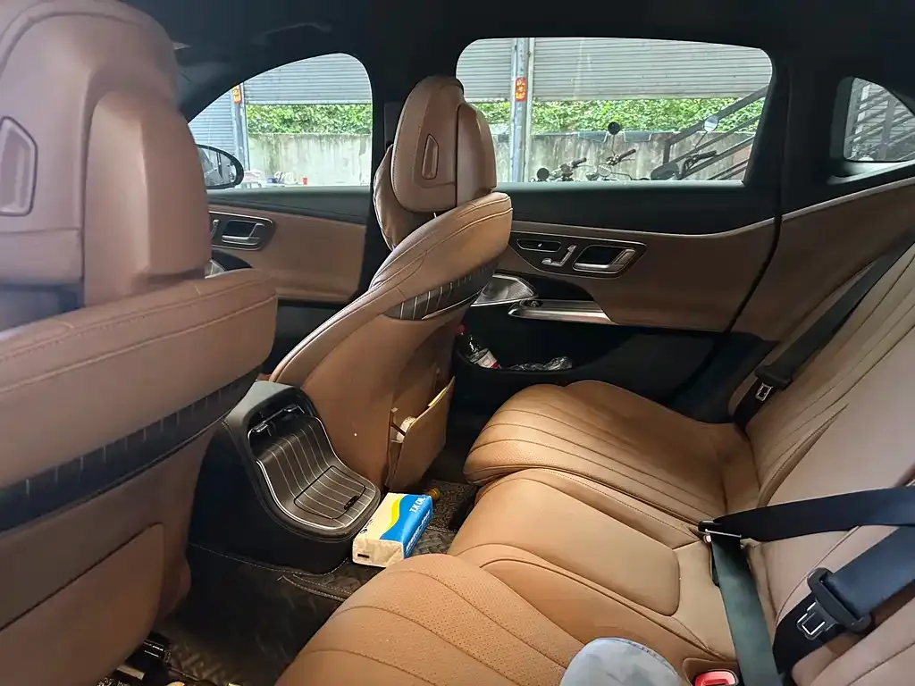 Mercedes-Benz E-Class 2024 из CN, фото 2