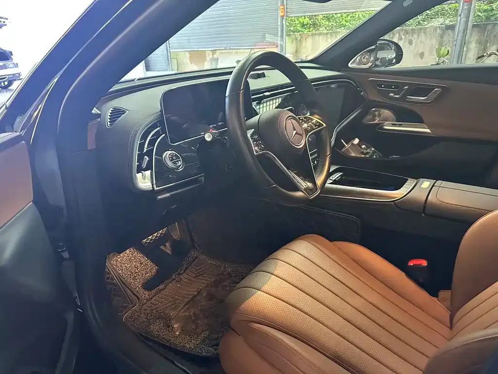 Mercedes-Benz E-Class 2024 из CN, фото 4