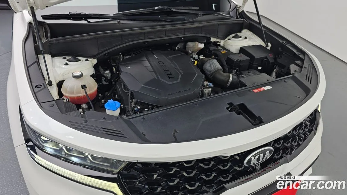 Kia Sorento — фото 7