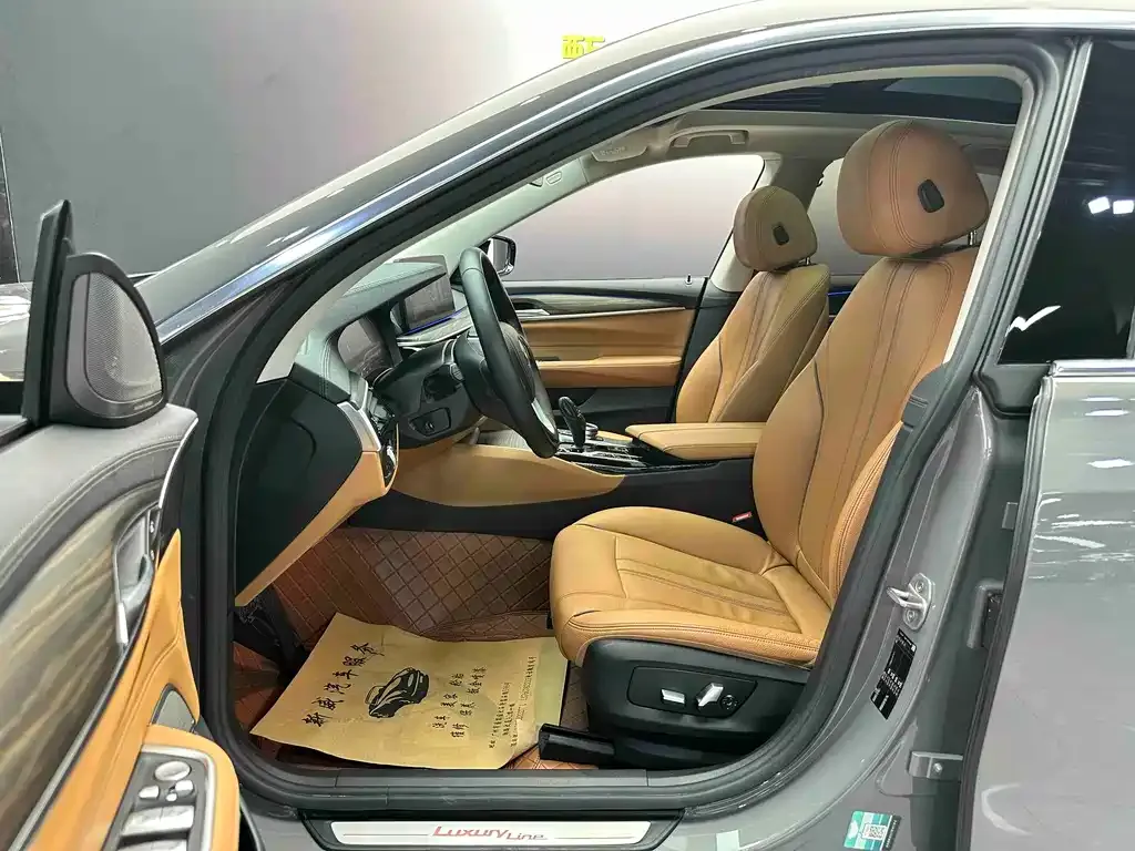 BMW 6 Series GT 2021 из CN, фото 7