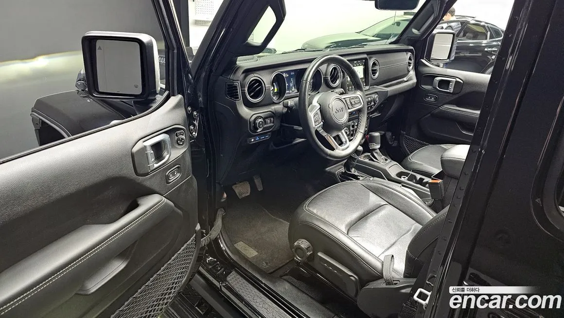 Jeep Wrangler 2022 из KR, фото 9