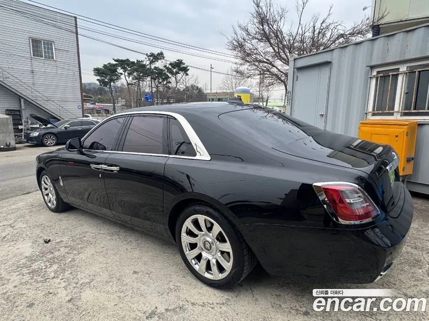 Rolls-Royce Ghost 2023 из KR, фото 8