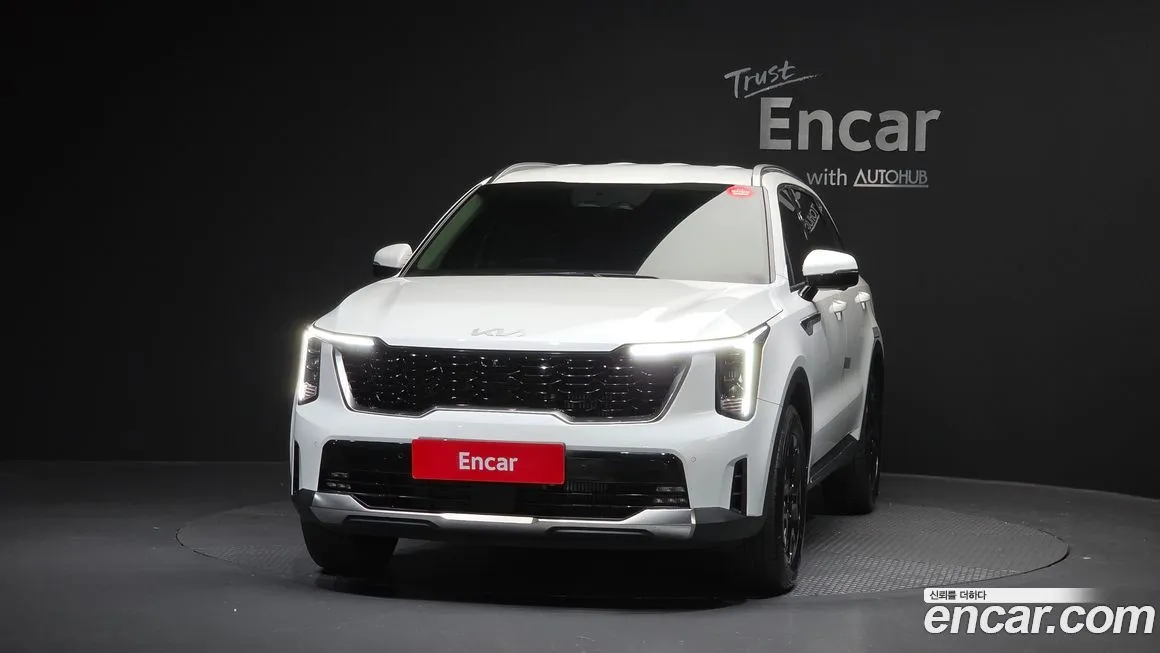 Kia Sorento — фото 6