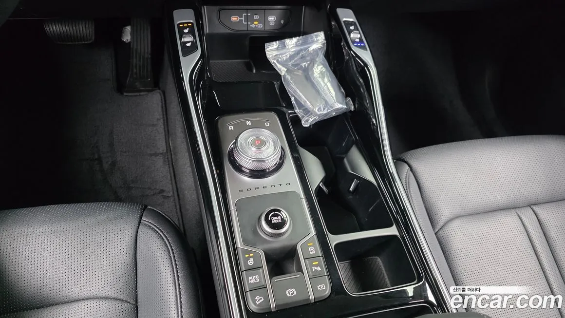 Kia Sorento — фото 10