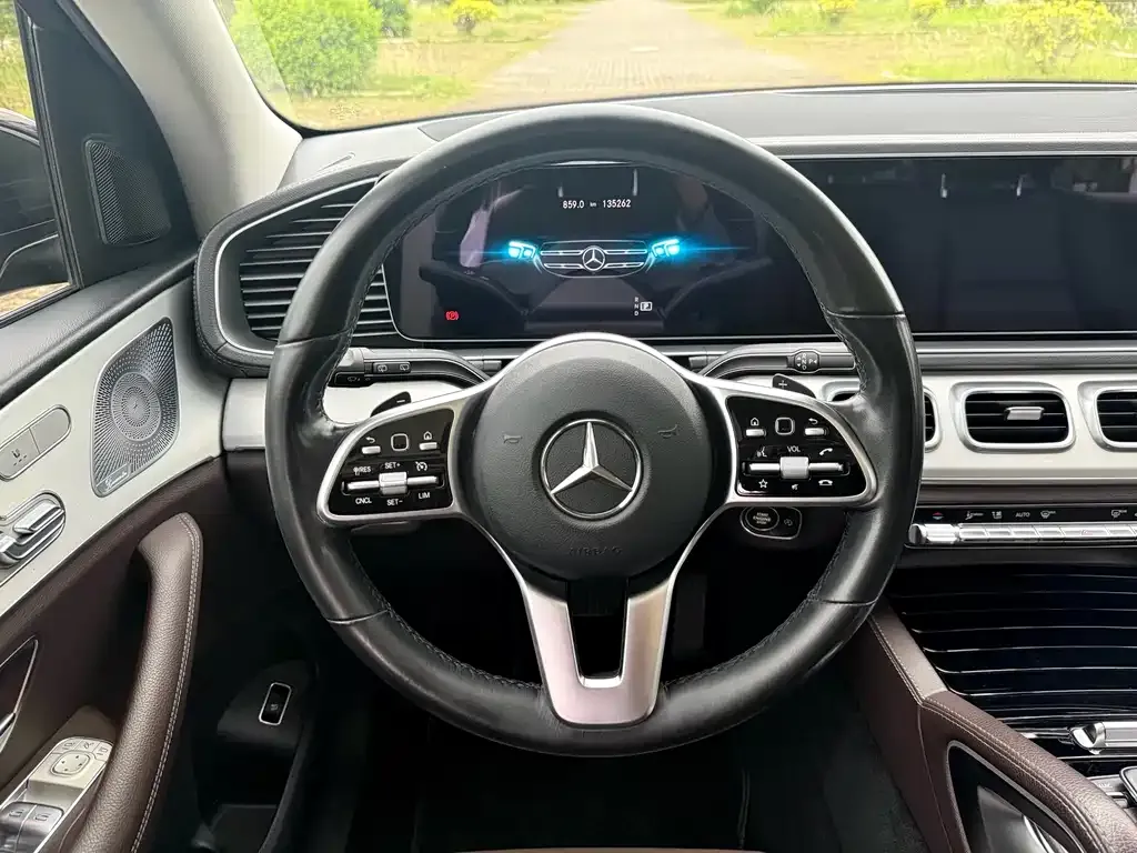 Mercedes-Benz GLE — фото 5