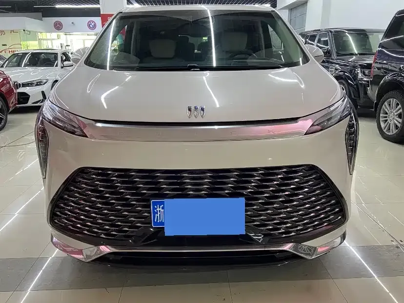 Buick Century 2023 из CN, фото 4