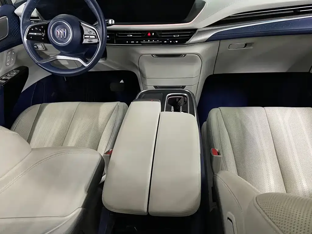 Buick Century 2023 из CN, фото 10