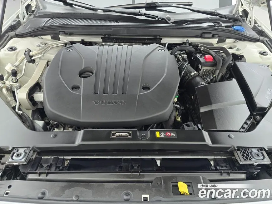 Volvo V60 2021 из KR, фото 8