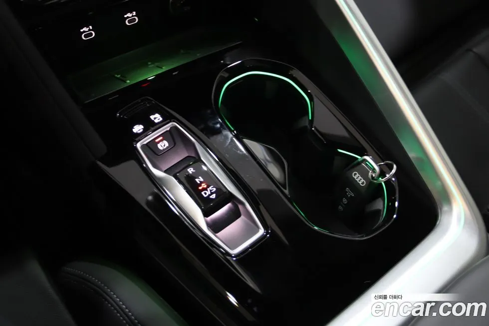 Audi Q5 2025 из KR, фото 7