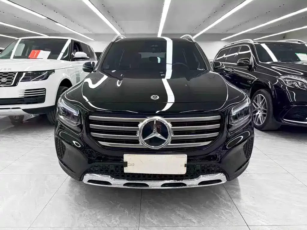 Mercedes-Benz GLB — фото 9