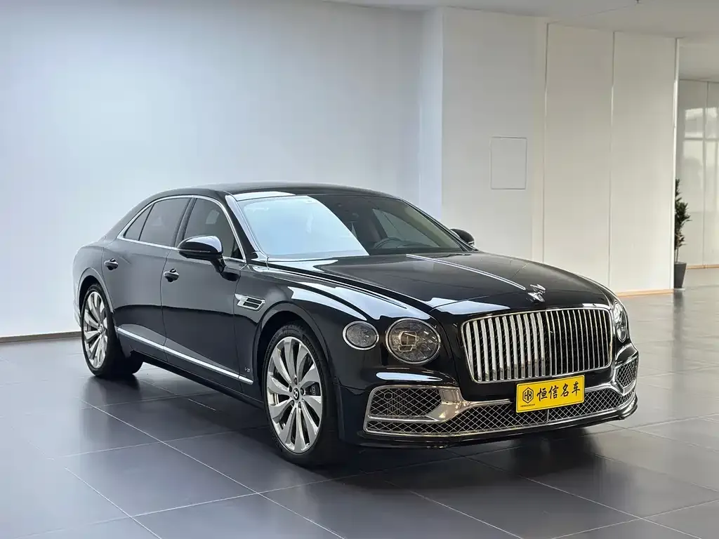 Bentley Flying Spur — фото 3
