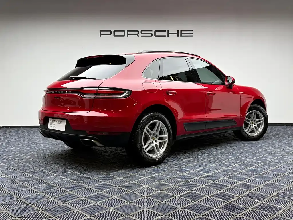 Porsche Macan — фото 8