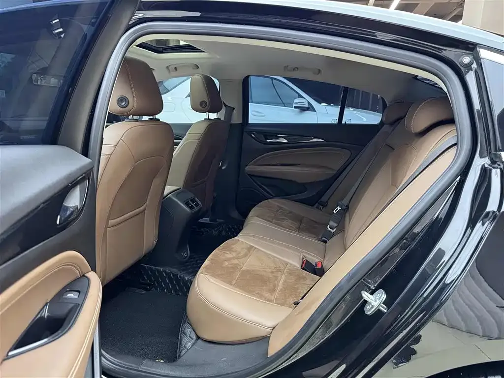Buick Regal — фото 9