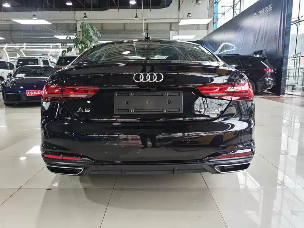Audi A5 (Import) — фото 2