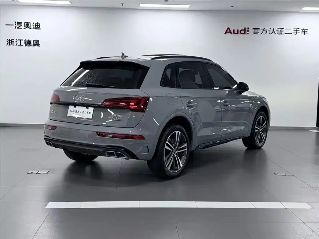 Audi Q5L — фото 4