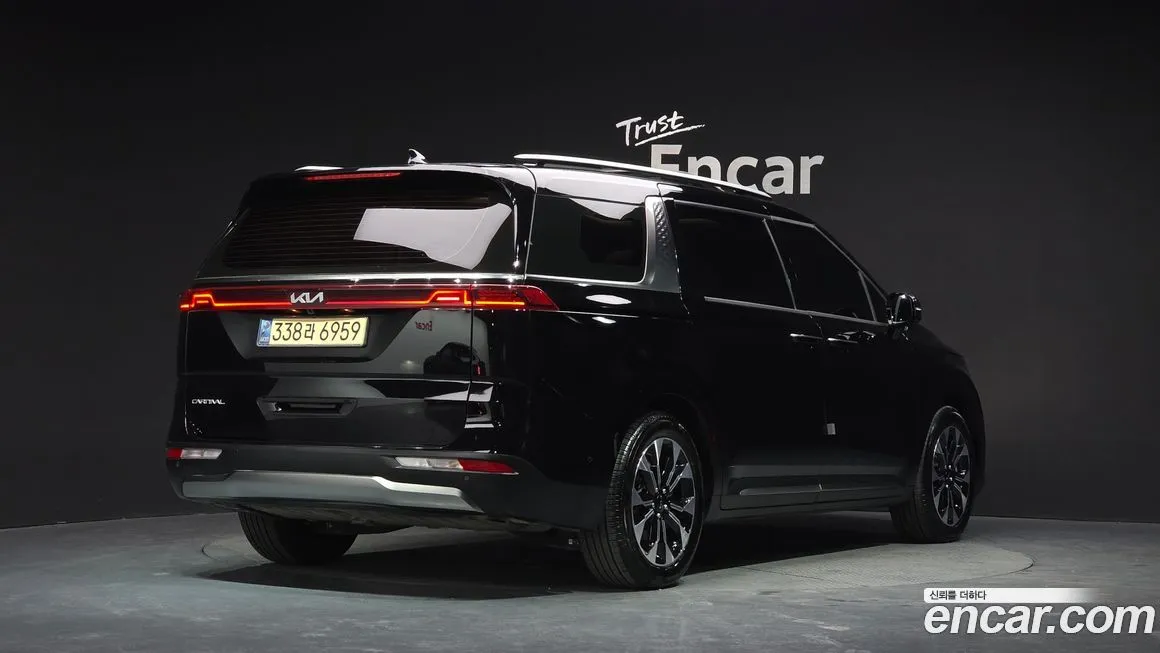 Kia Carnival — фото 2