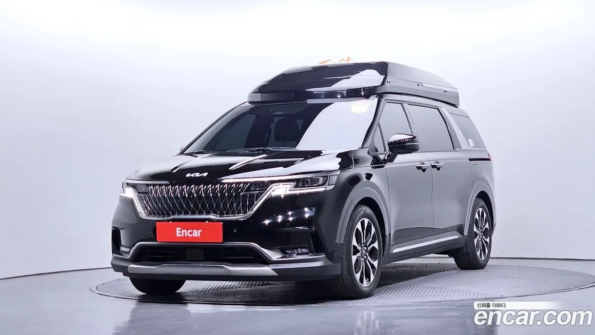 Kia Carnival — фото 1