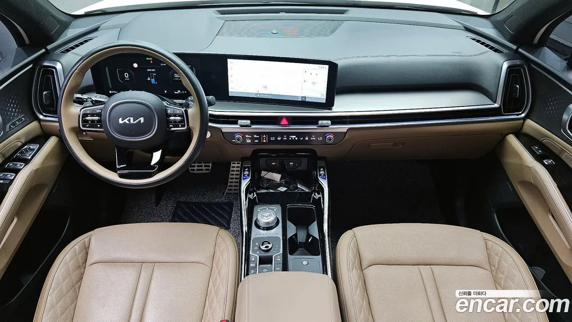 Kia Sorento — фото 10